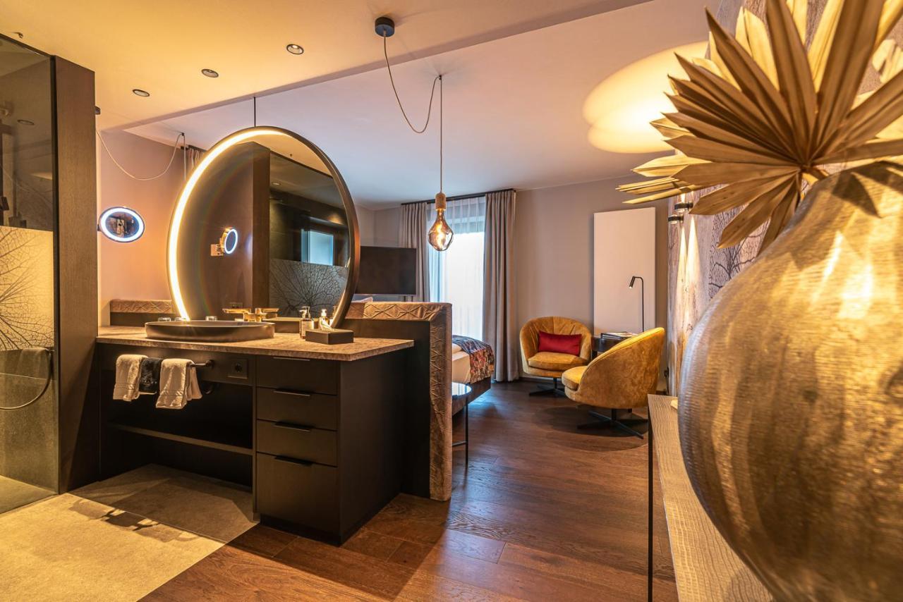 Hotel Zum Mohren Тесимо Екстериор снимка